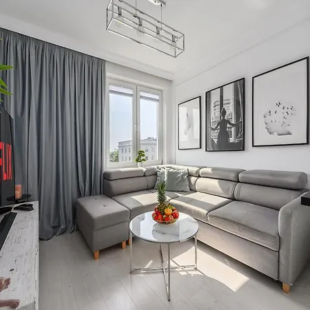 Flat With Quiet Courtyard Apartamento Varsovia