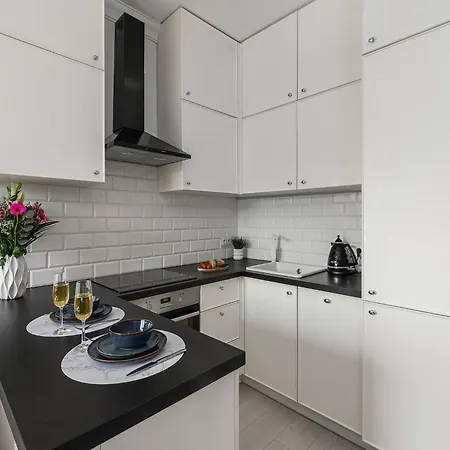Flat With Quiet Courtyard * Varsovia