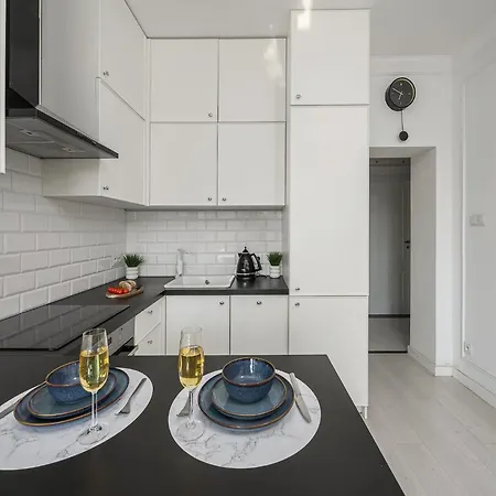 Flat With Quiet Courtyard Varsovia