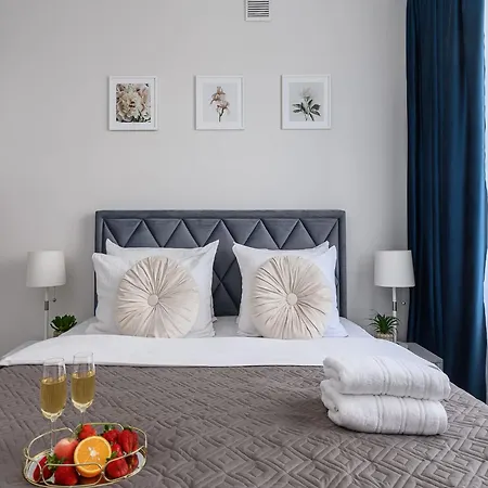 Flat With Quiet Courtyard Apartamento Varsovia