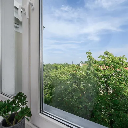 Flat With Quiet Courtyard Apartamento Varsovia